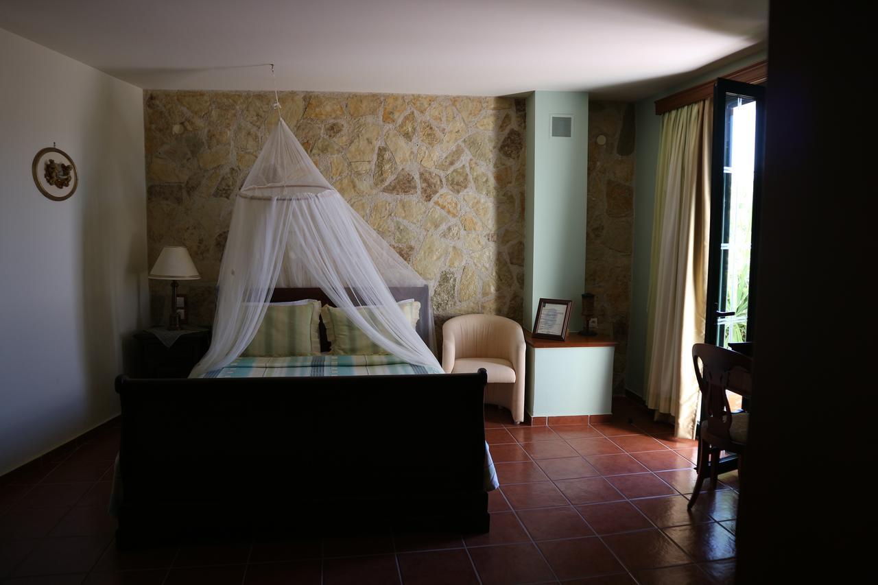 Orsalia Luxury Suites Platanias  Exterior photo